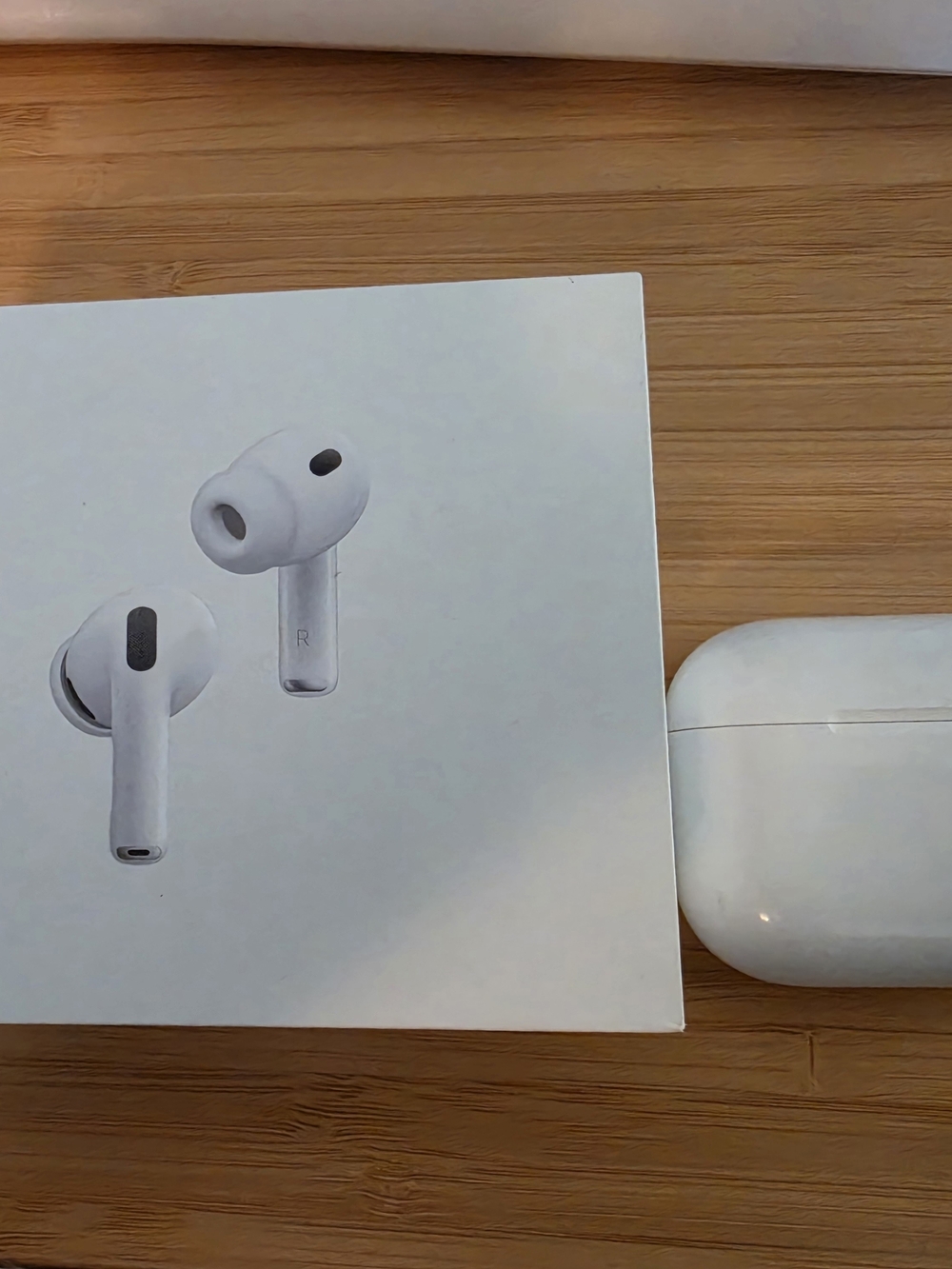 Apple AirPods Pro 3 Wireless Earbuds in White with Charging Case